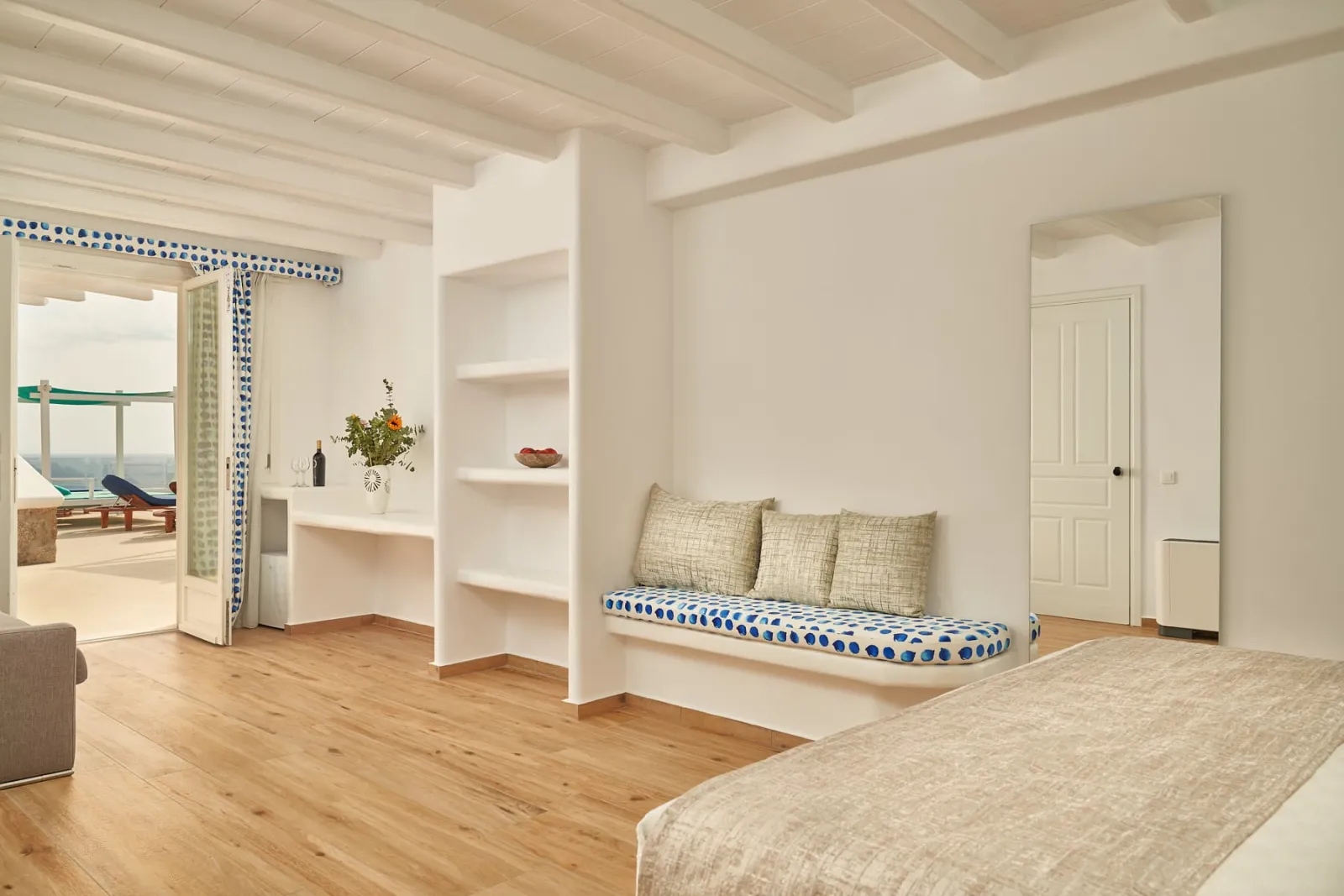 Superior Sea View Suite Plus