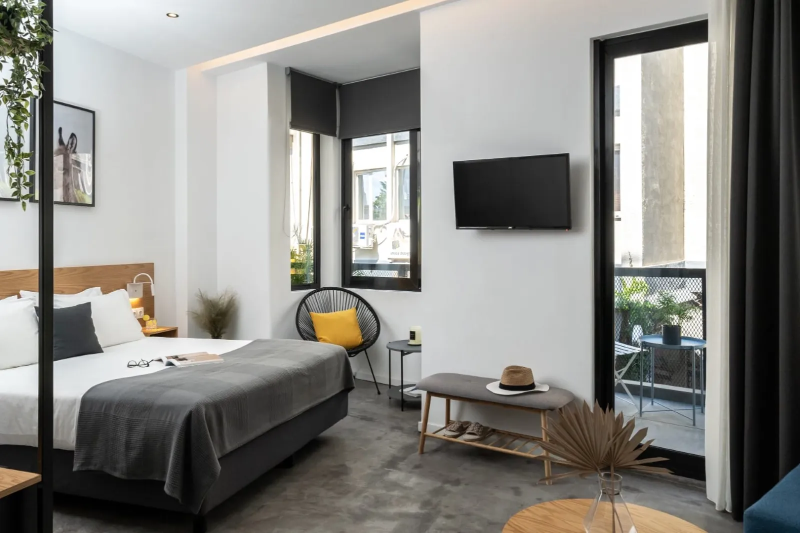 Junior Suite with Balcony