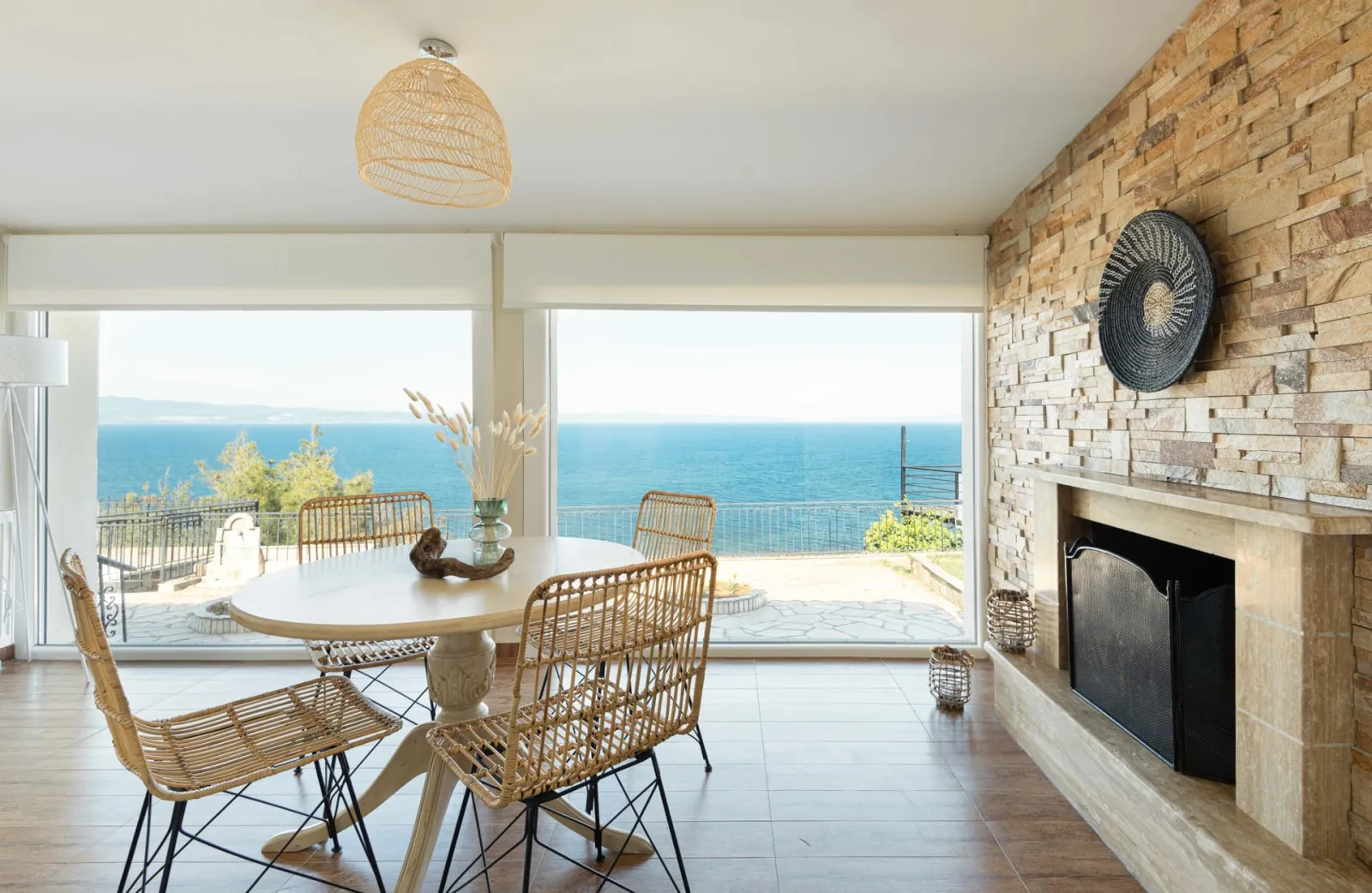 The Blue Firefly-House with Seaview in Potidea