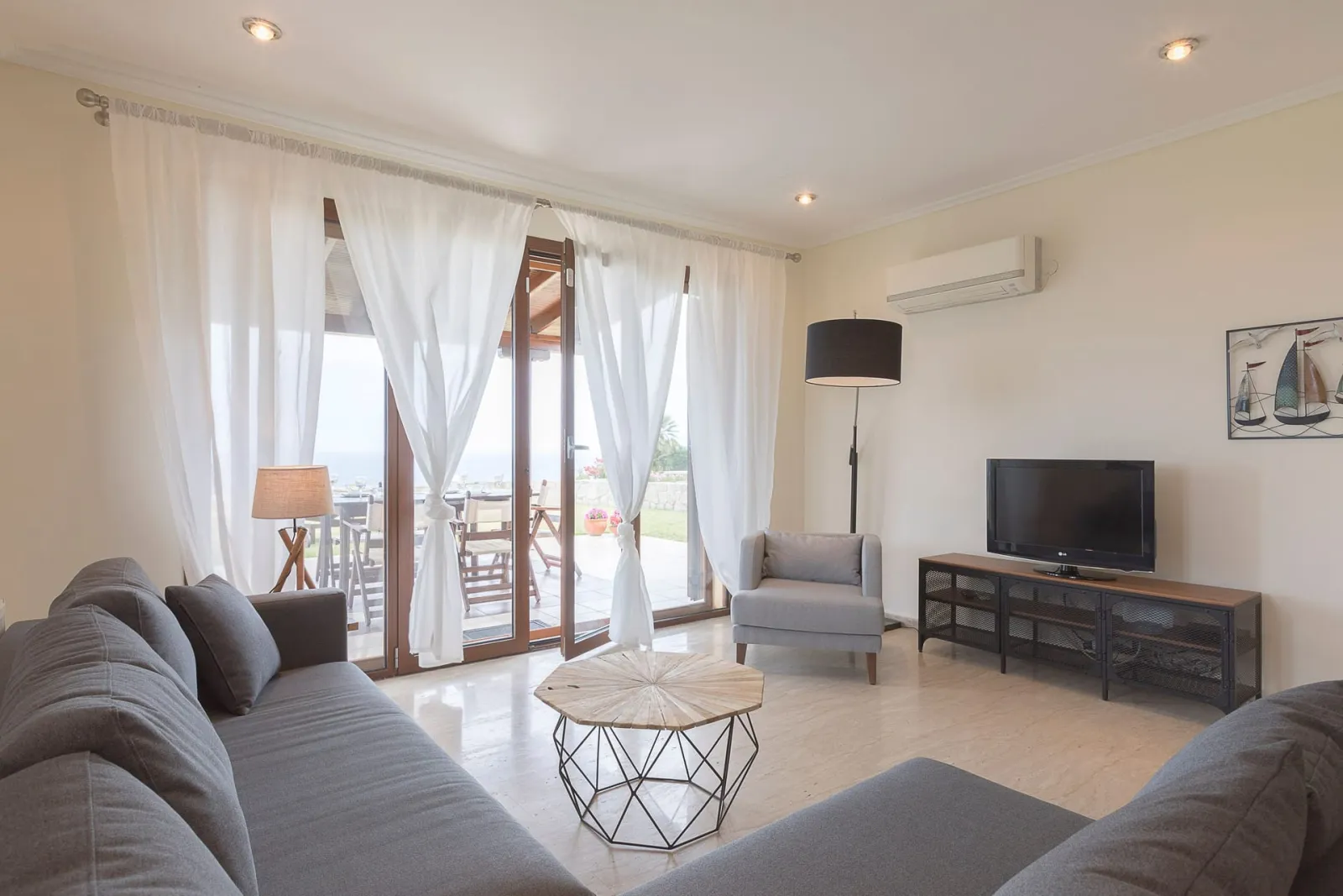 Diamond Villa - Afitos Hidden Gems