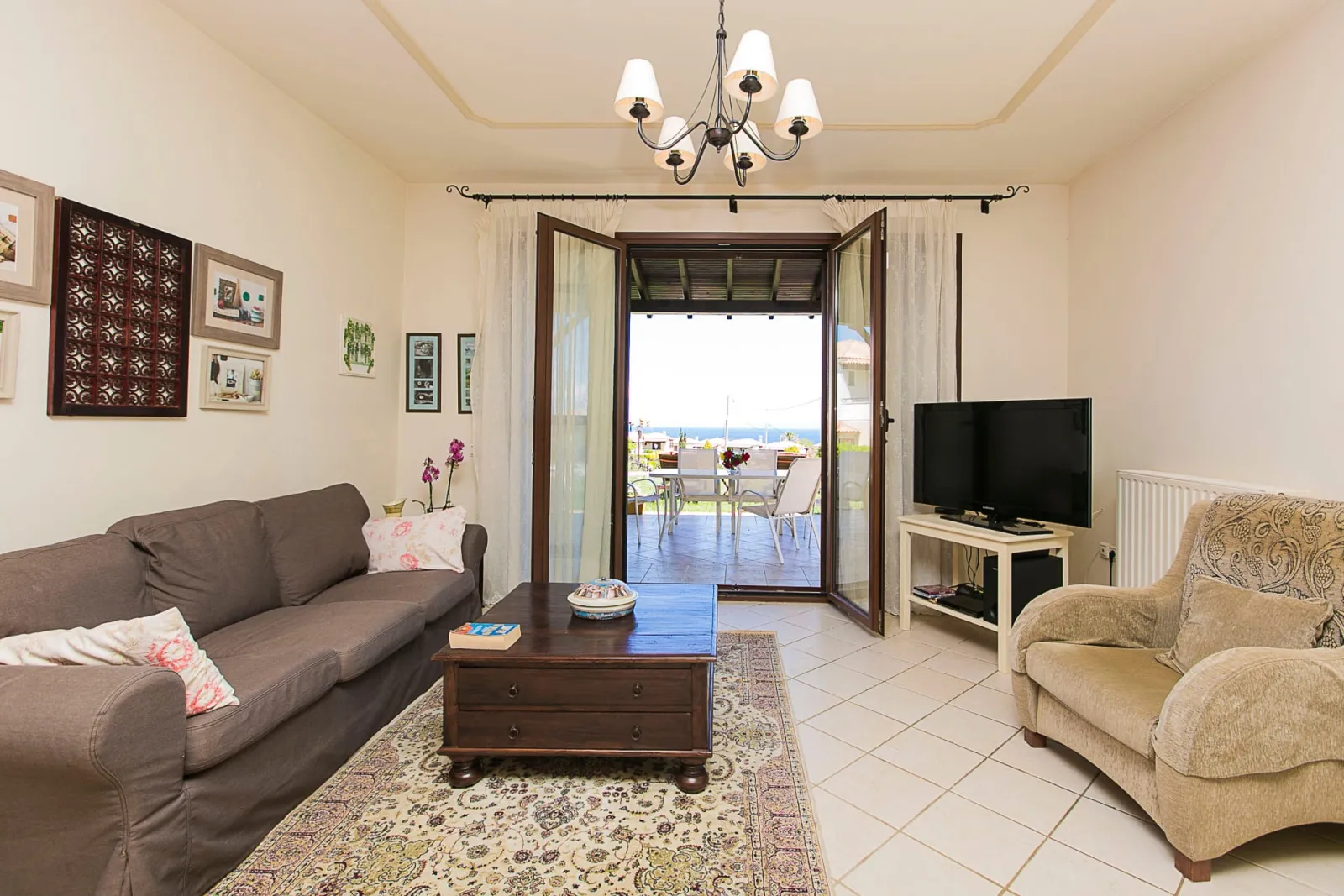 Emerald Villa - Afitos Hidden Gems