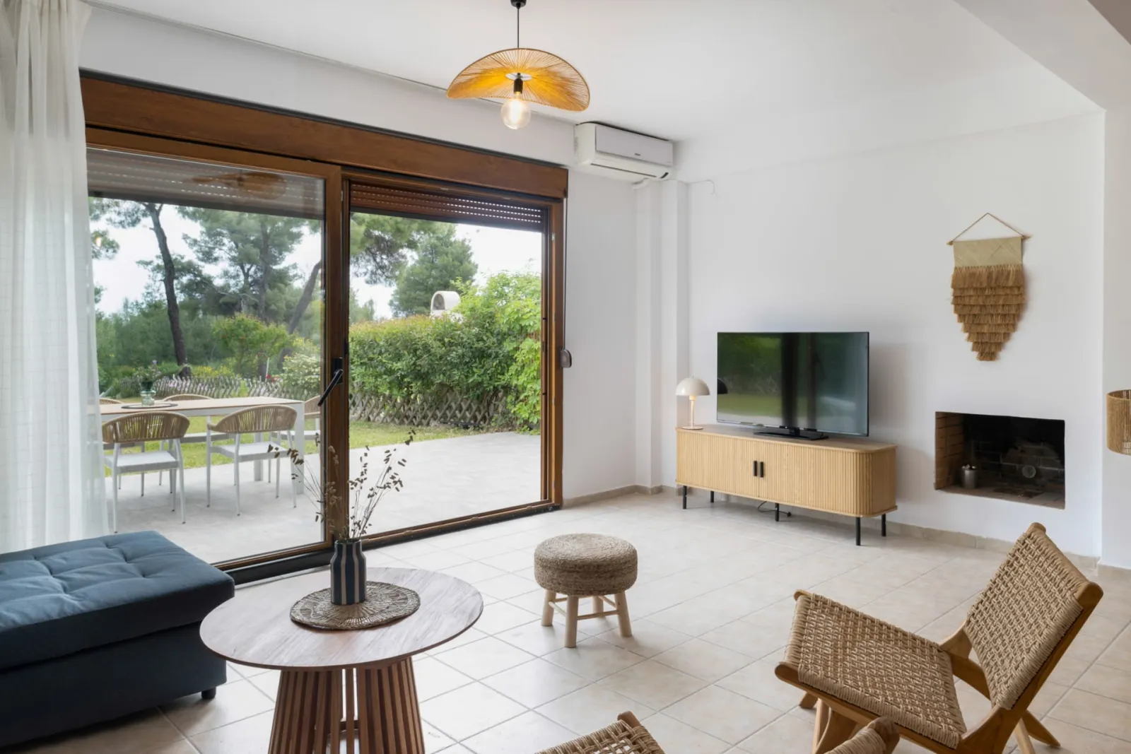 Myrtillo villa with shared pool-Afitos