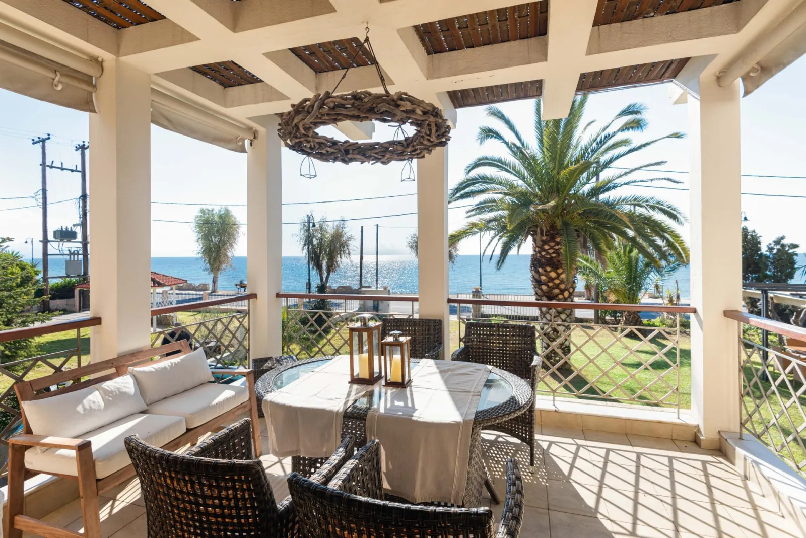 "Vitamin Sea" Beachfront Villa - Sithonia