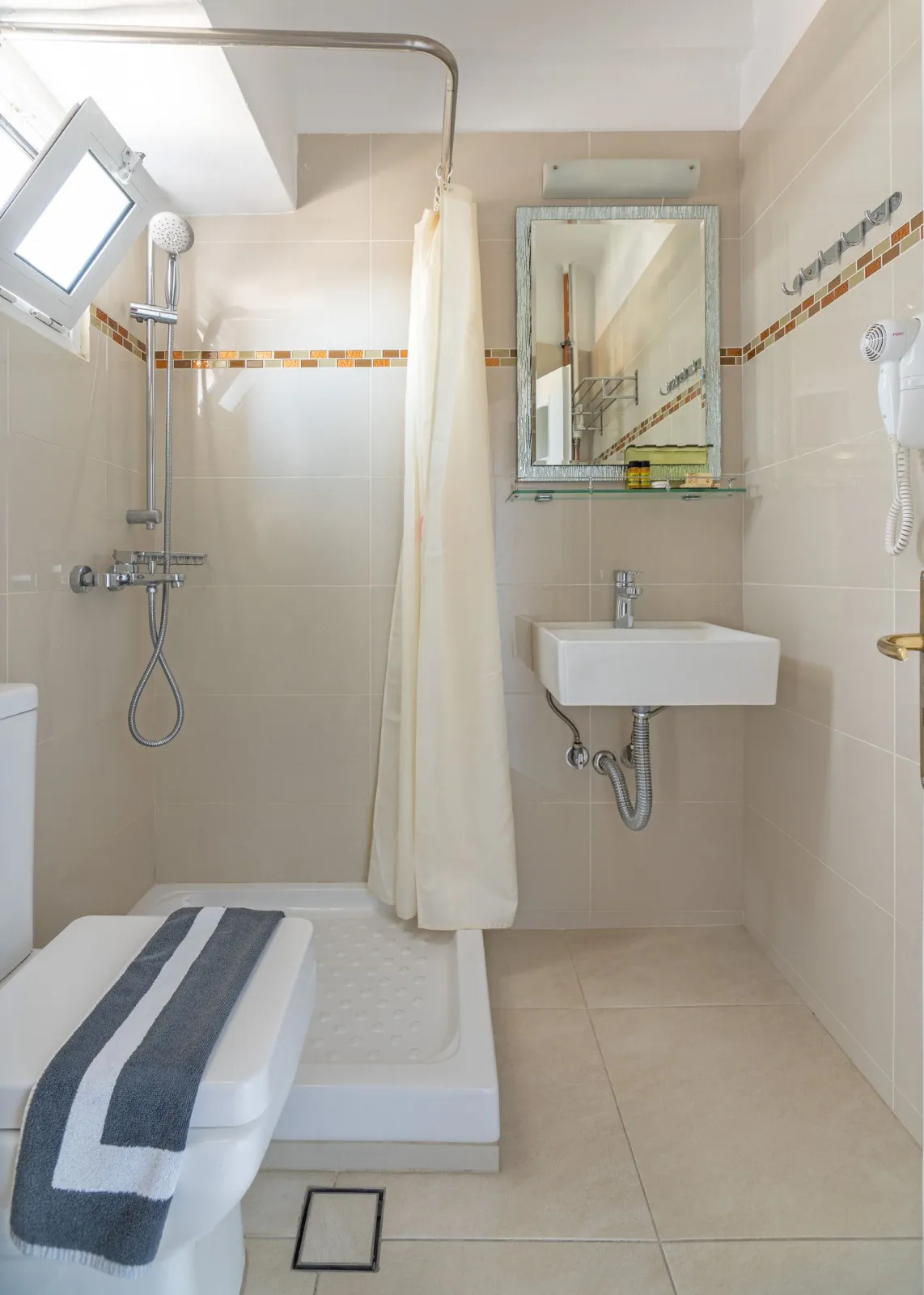 Triple Room with Balcony