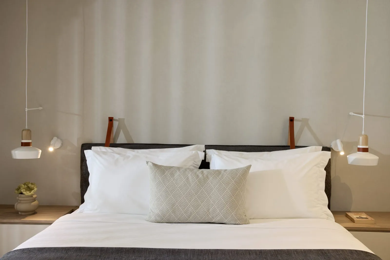 Junior Suite with Sharing Pool &amp; Sea View