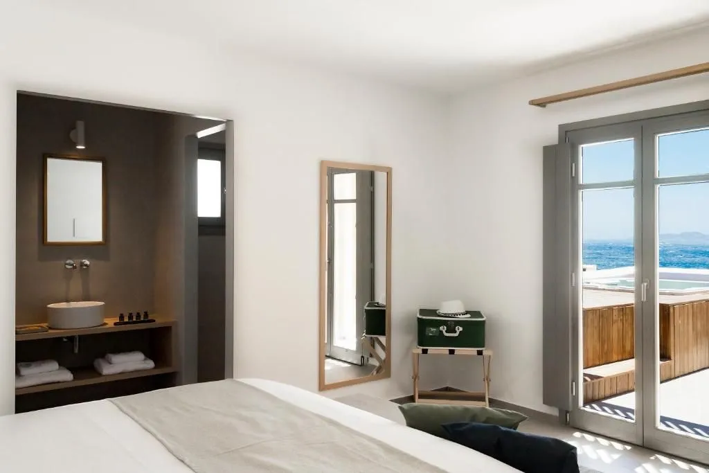 Premium Suite with Sea View and Hot Tub
