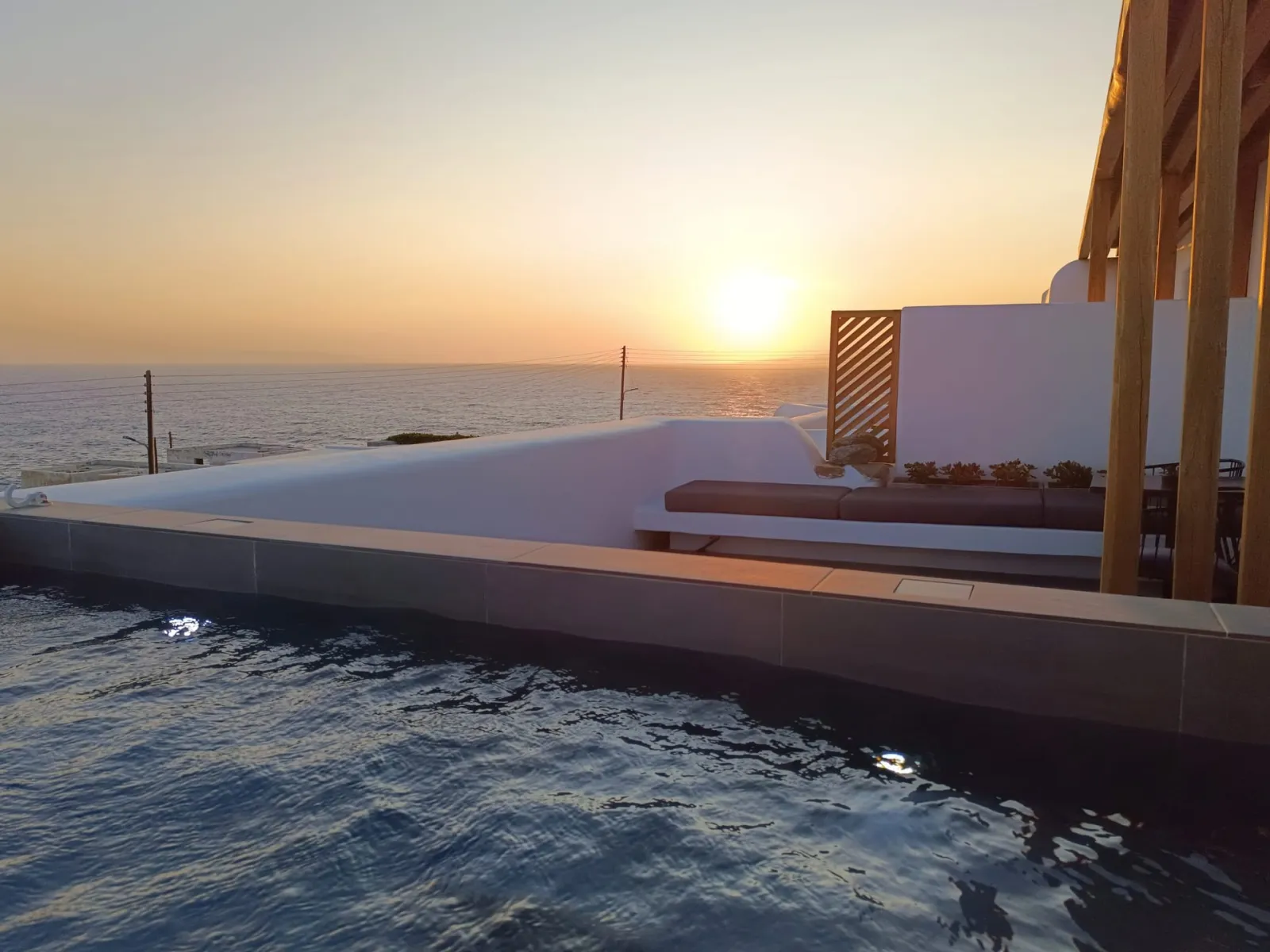 Premium Suite with Sea View and Hot Tub