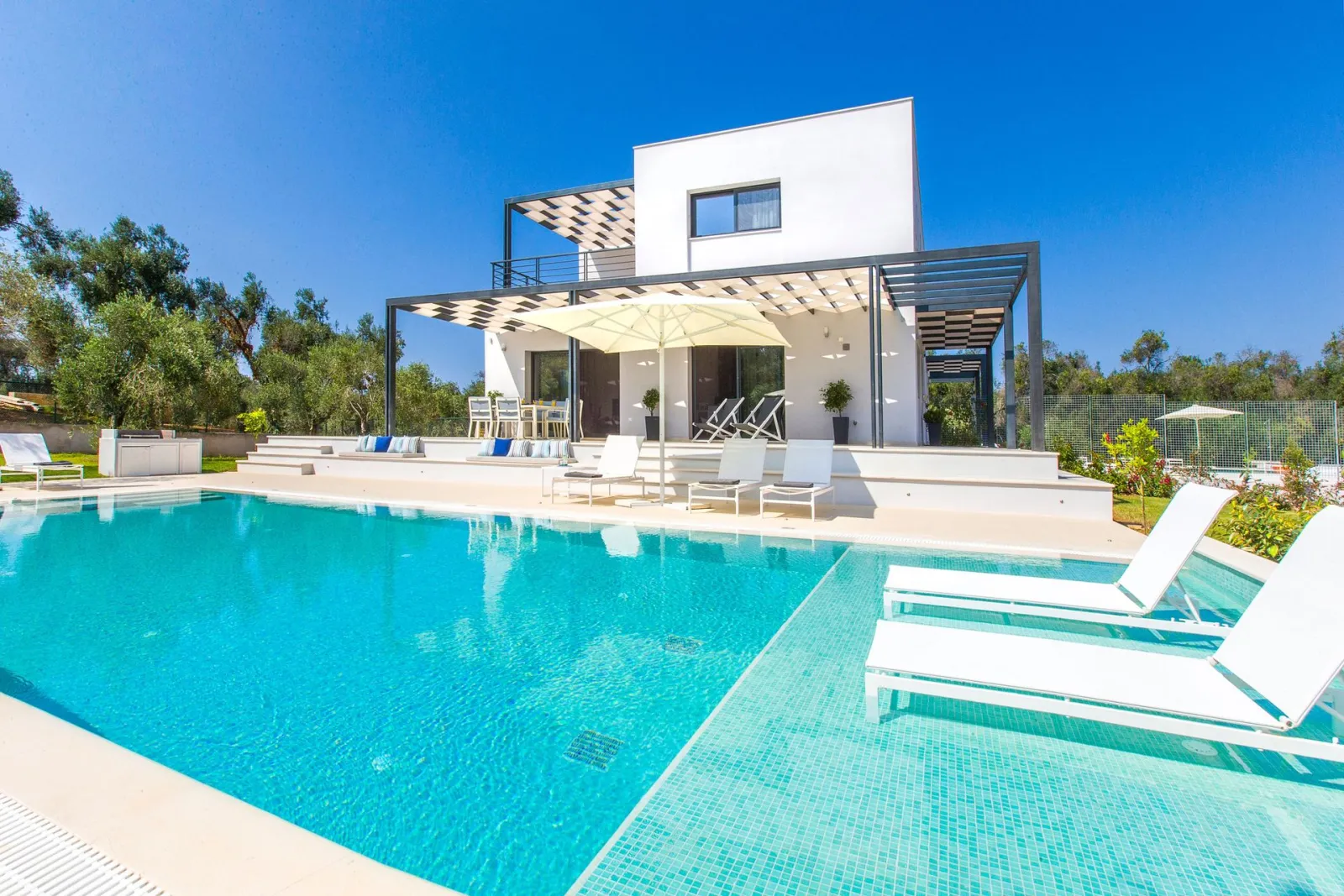 Villa Acaste