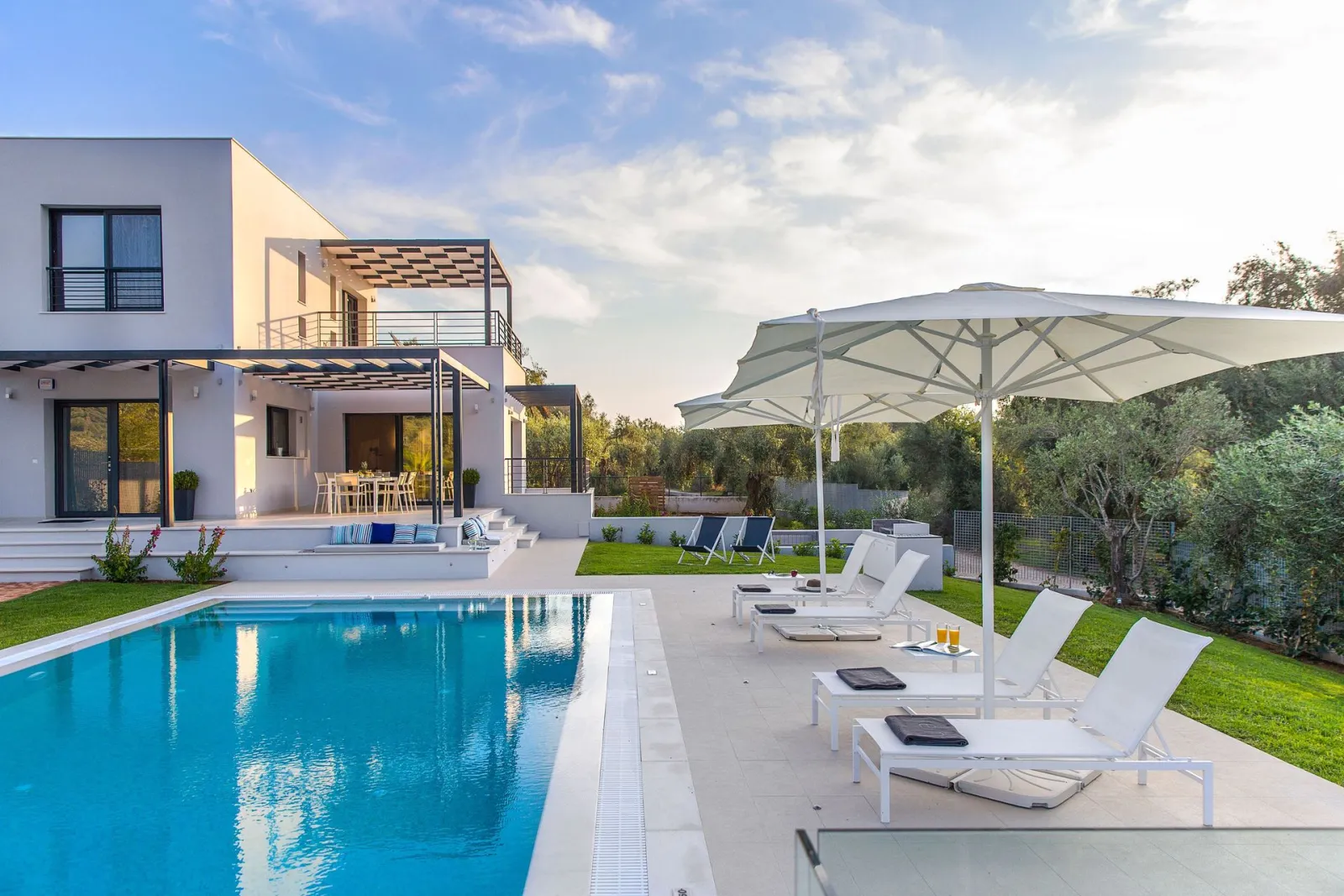 Villa Dione