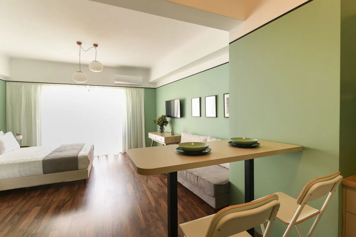 Studio Apartment (Story 4a)