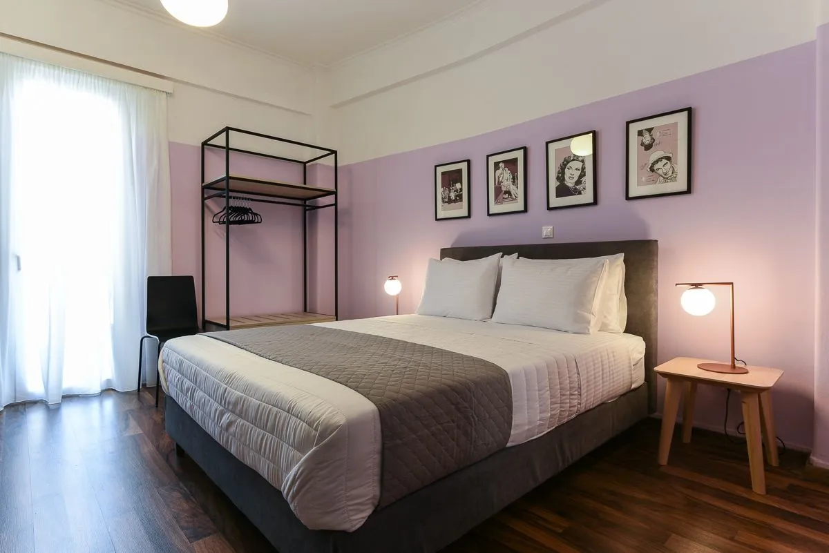 Studio Apartment (Story 4c)
