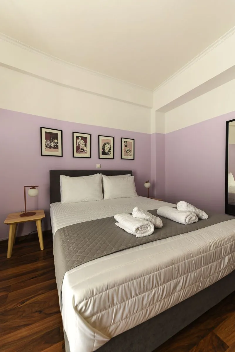 Studio Apartment (Story 4c)