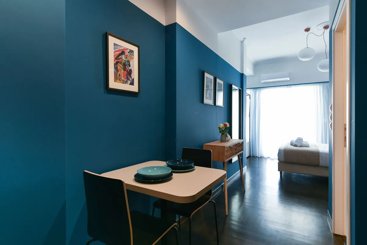 Studio Apartment (Story 5a)