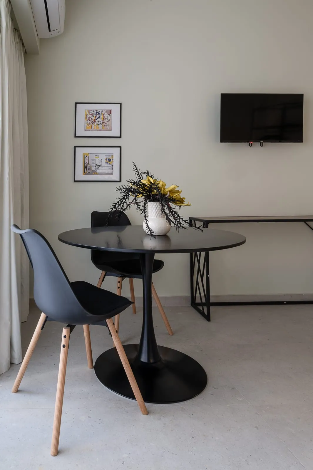 2 Bedroom Apartment (Story 1b)