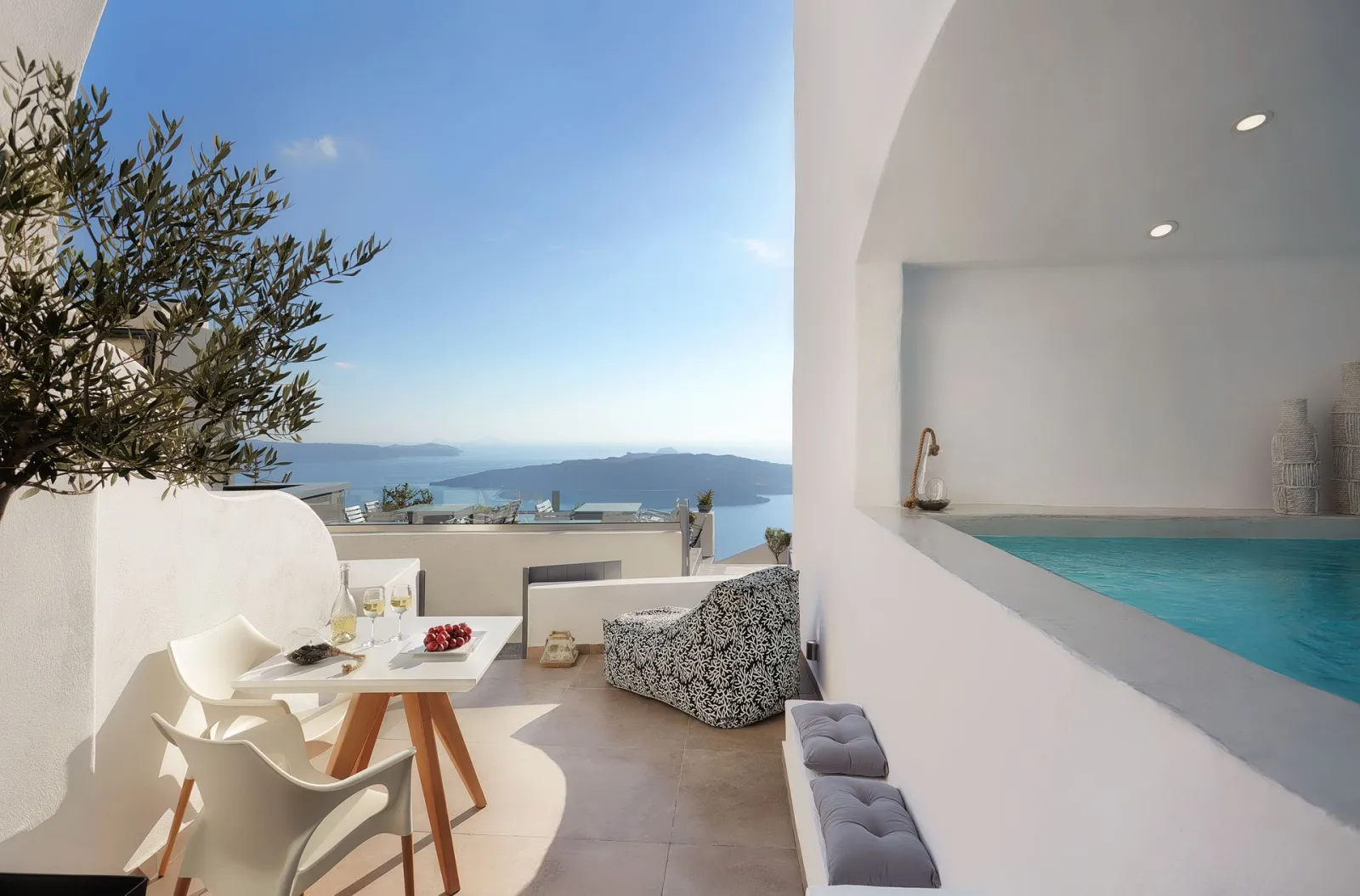 Dream Cave Suite