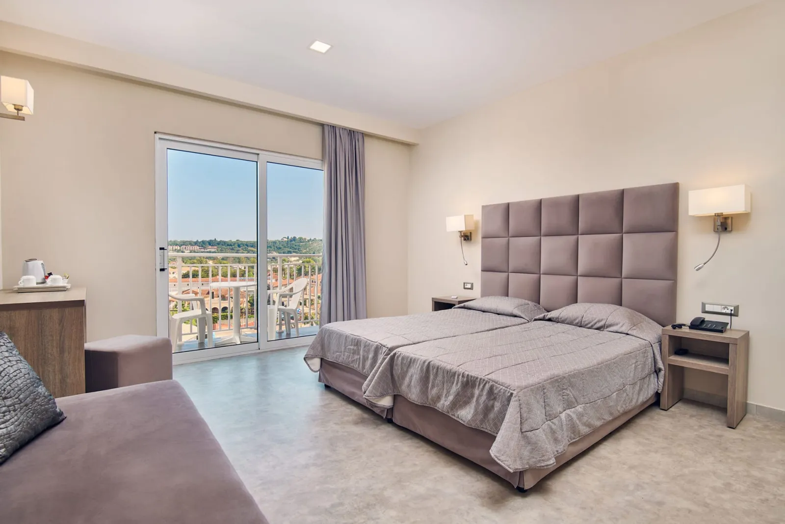 Standard Room with Garden - Pool View | 27m²