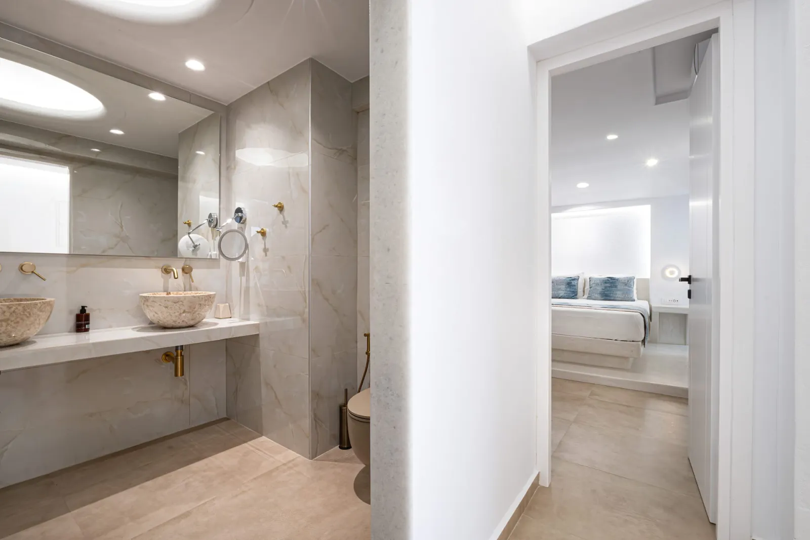 Elite Suite with Outdoor Jacuzzi &amp; Sea View