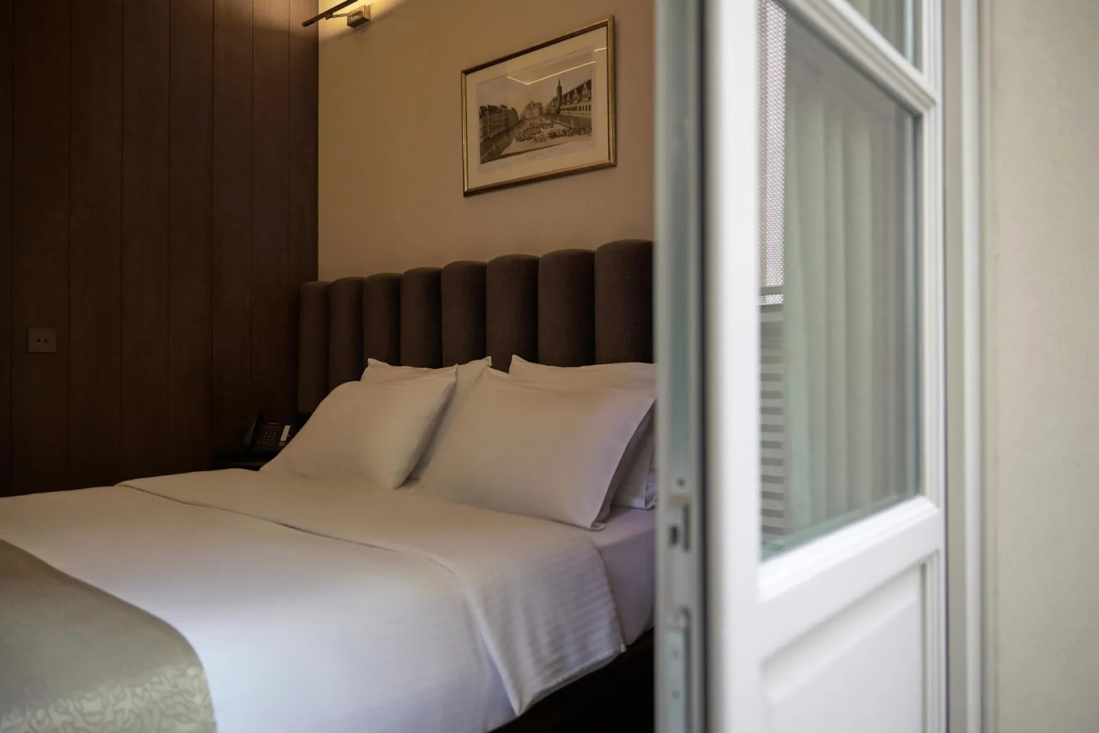 Classic Athenian Room