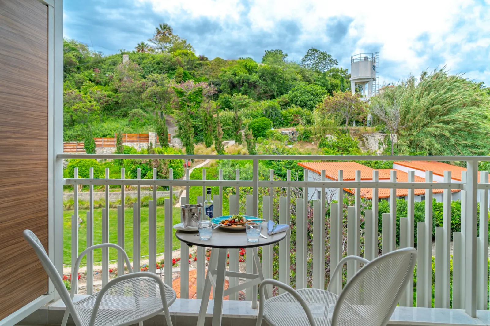Deluxe Double Room | Garden View