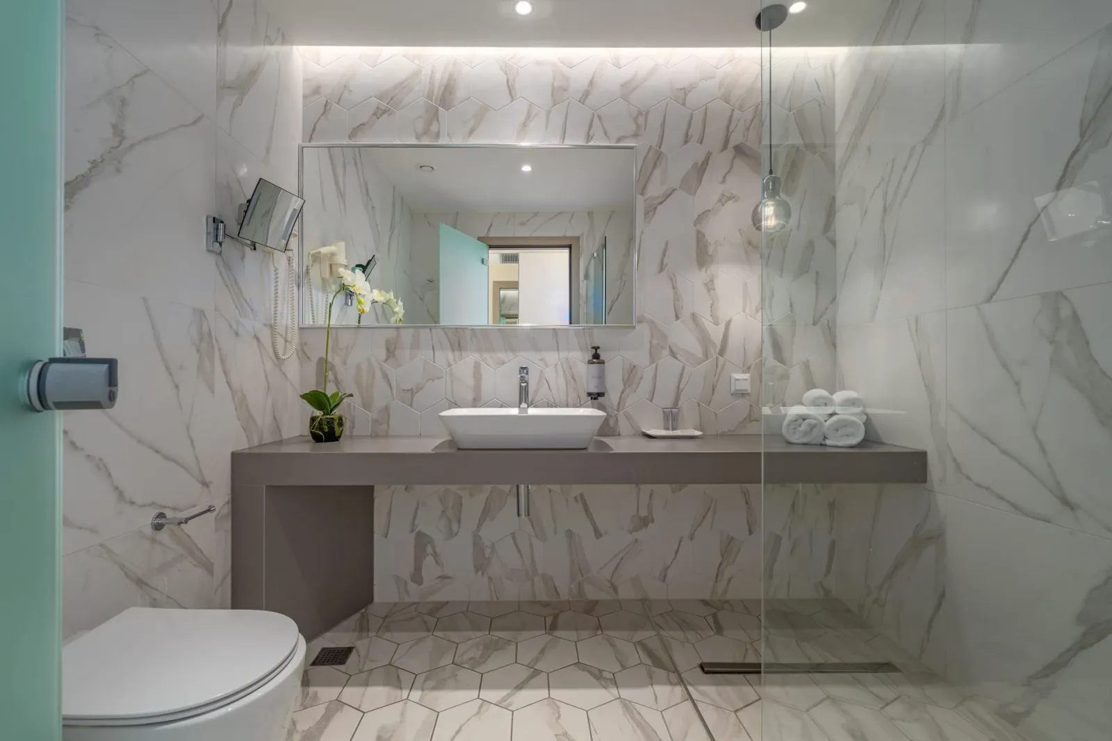 Penthouse Suite | Sea Front