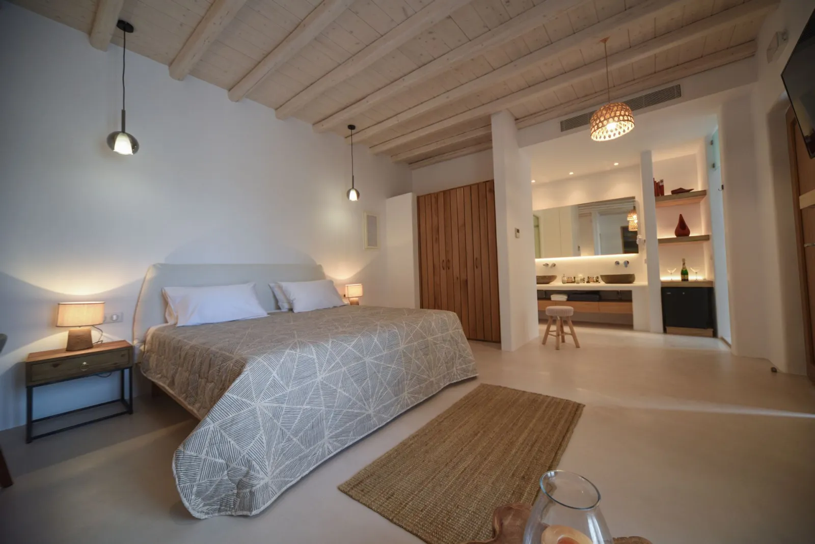 Executive Suite with Plunge Pool