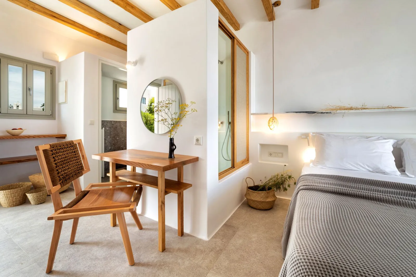 Superior Double Room with Outdoor Hydro-Massage [2 Guests]