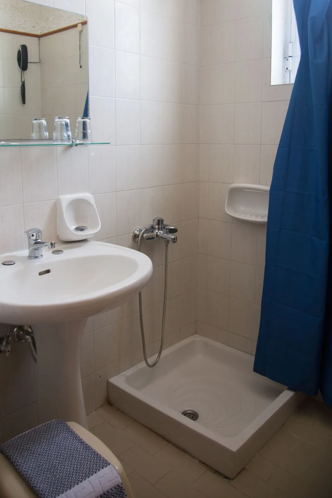 Mountain View Triple Room