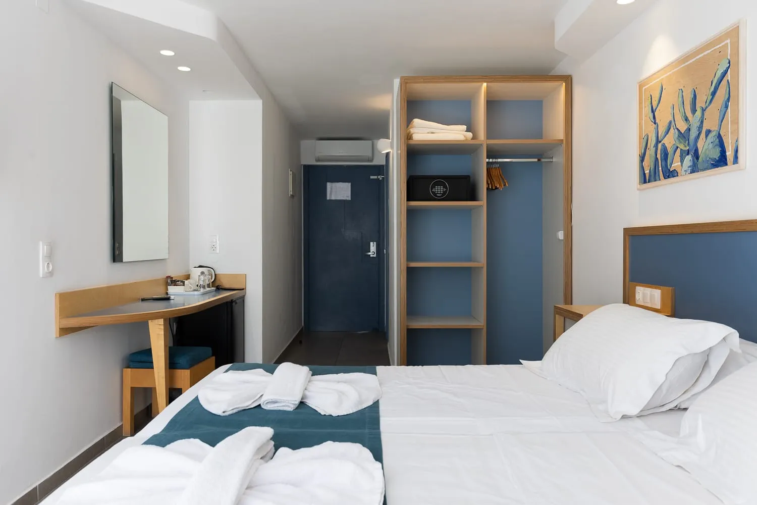 Double room  with Side Sea View