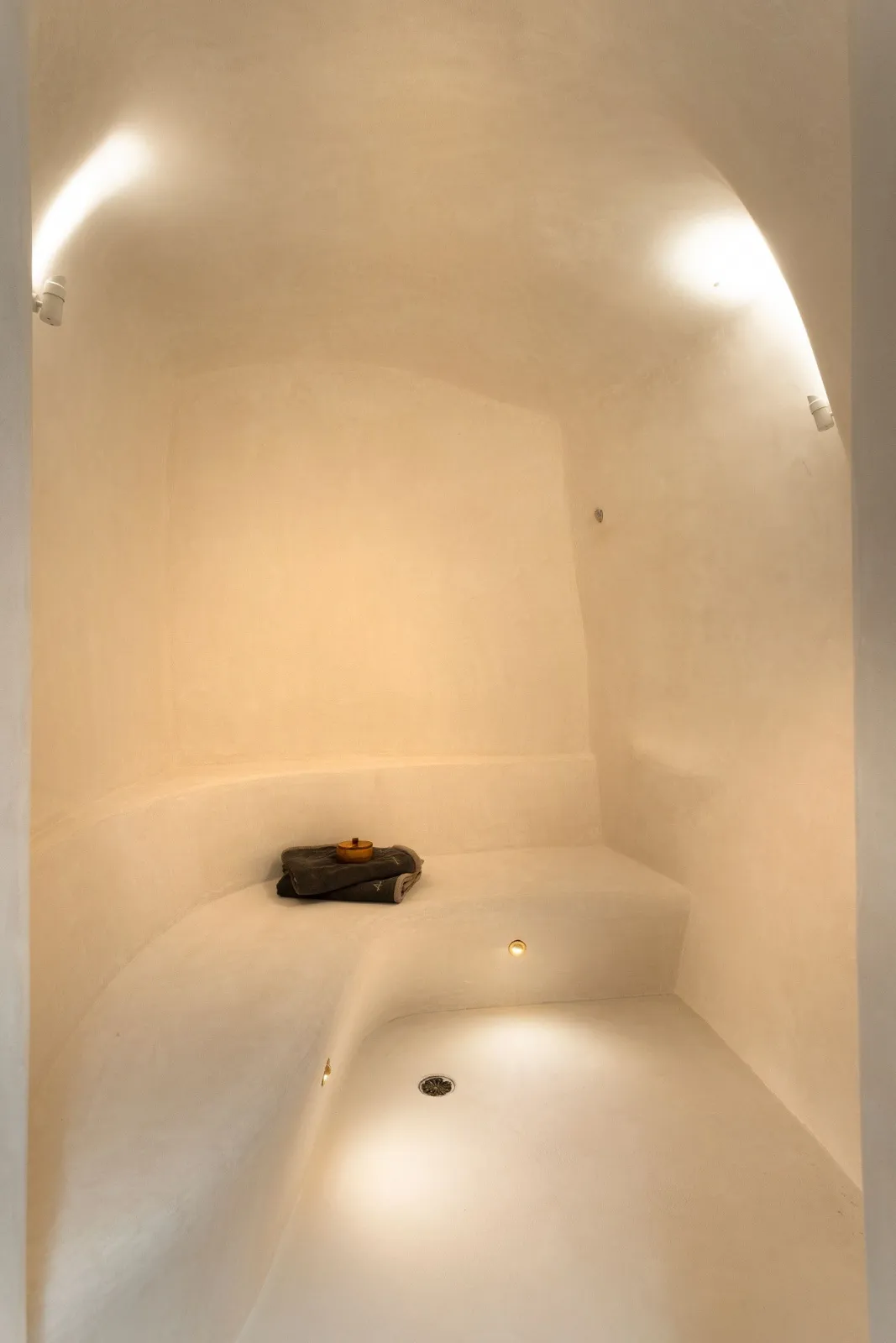 Cave Suite with Hammam