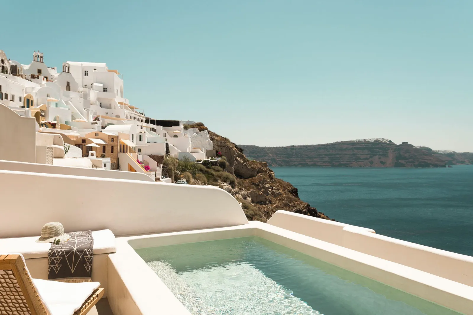 Caldera Residence
