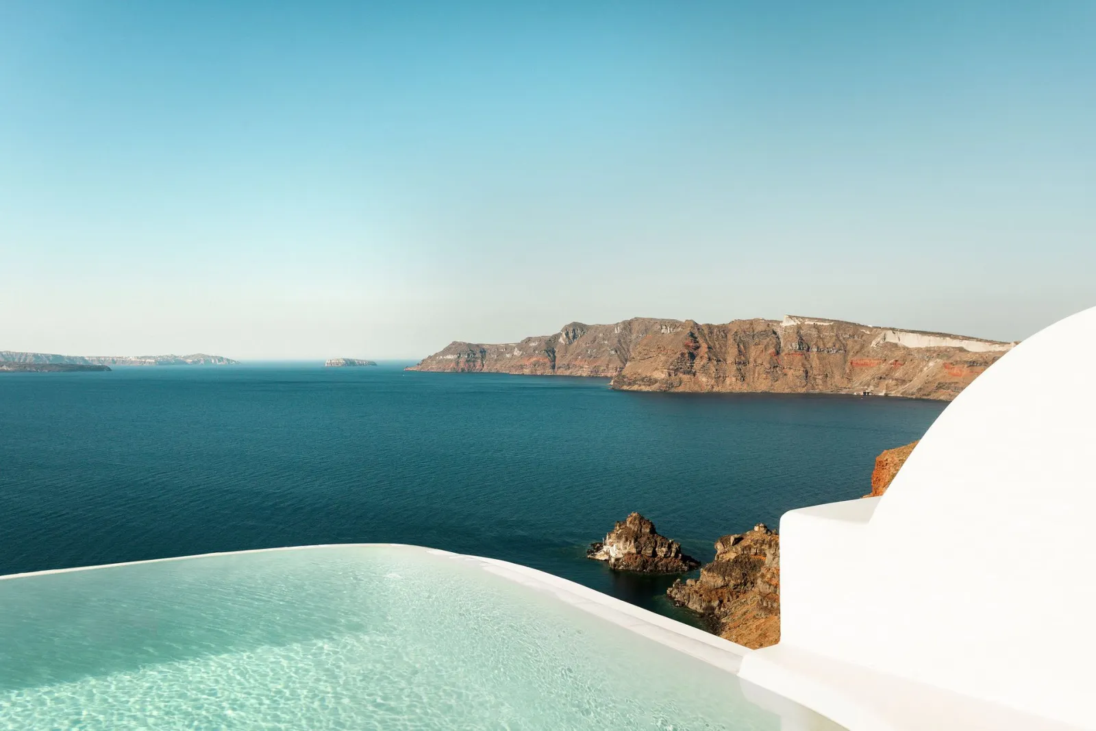 Armenaki Residence with Infinity Pool