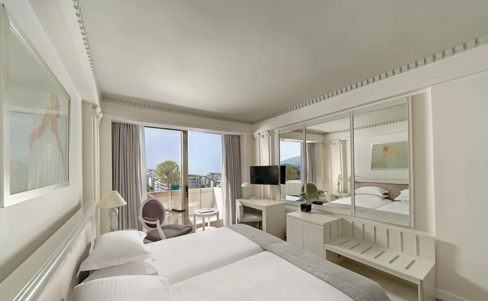 Deluxe Acropolis Room