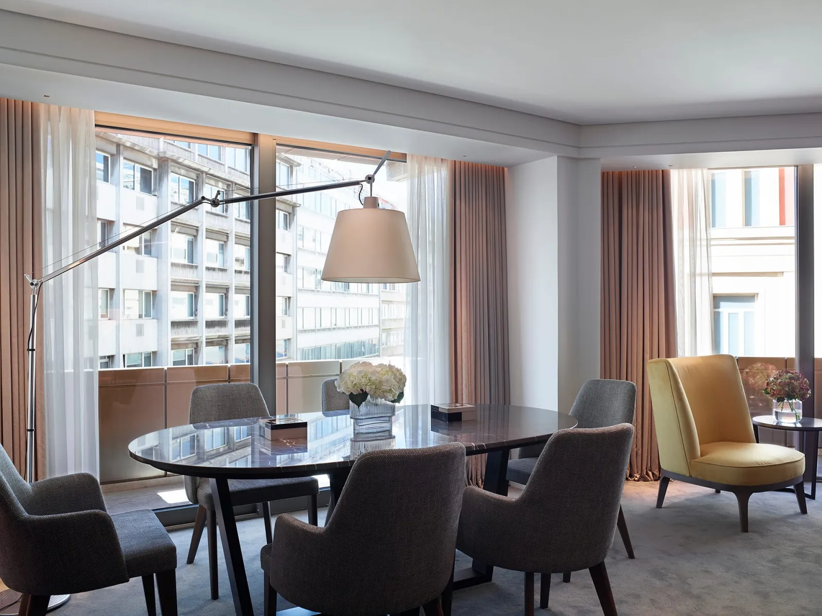 Deluxe City View Suite