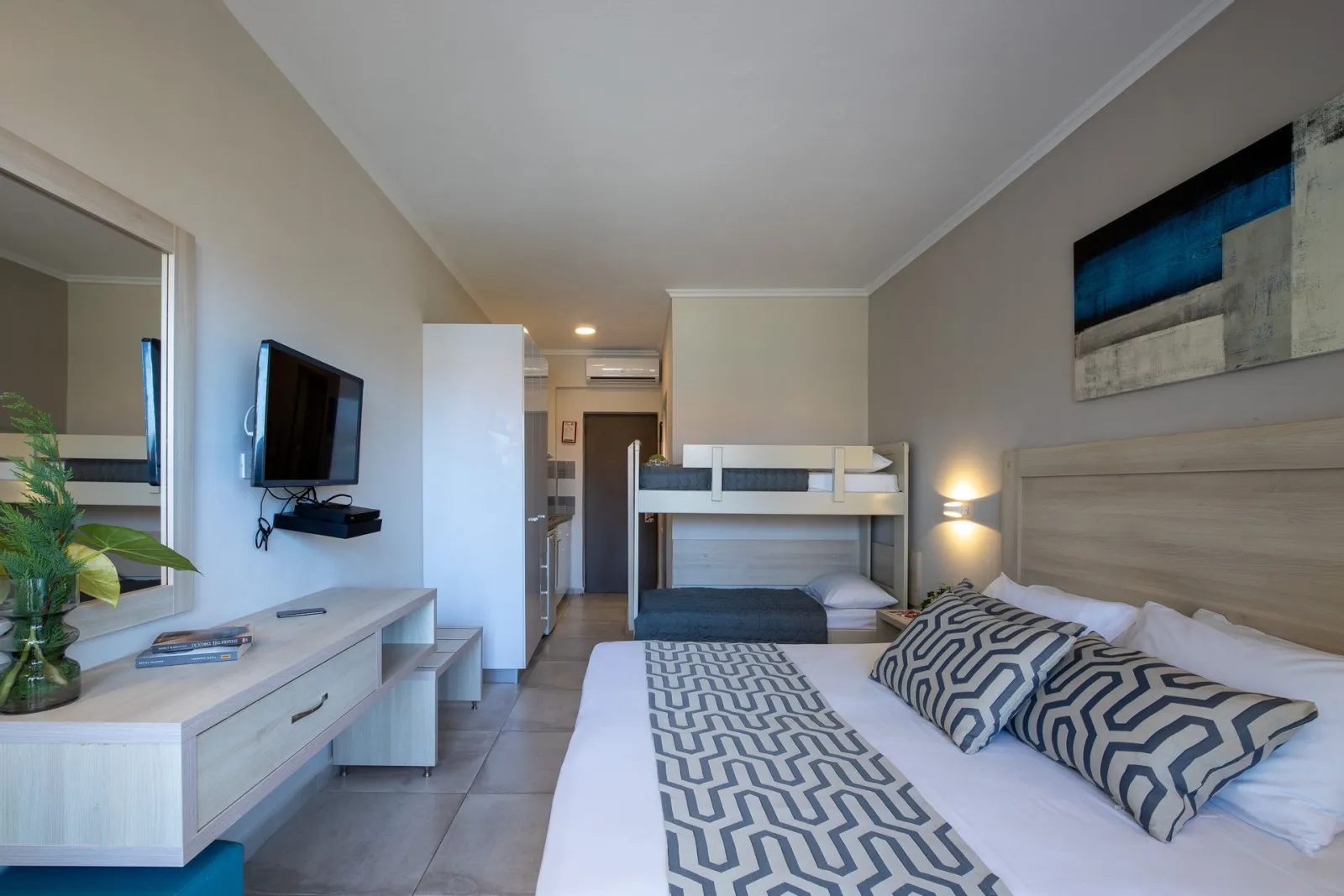 Family Studio with bunk beds