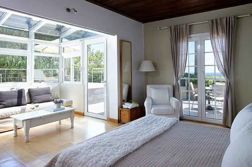 Junior Suite Private Pool &amp; Sea View - II