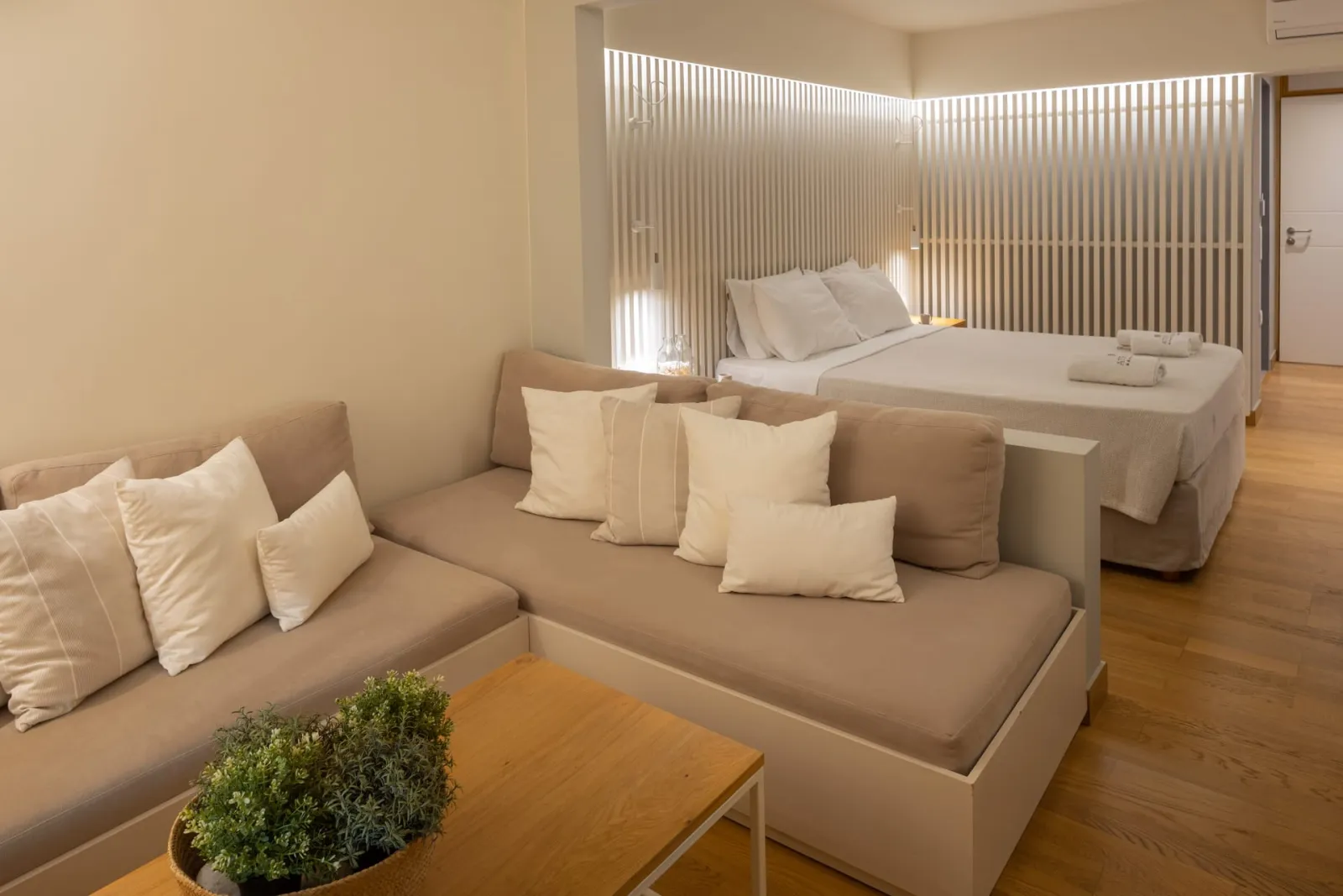 Junior Suite Private Pool & Sea View - III