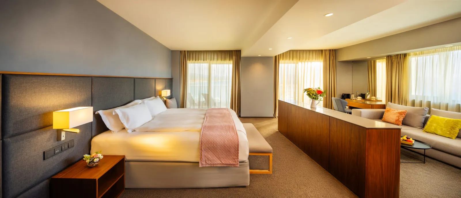 Supreme Sea View Suite