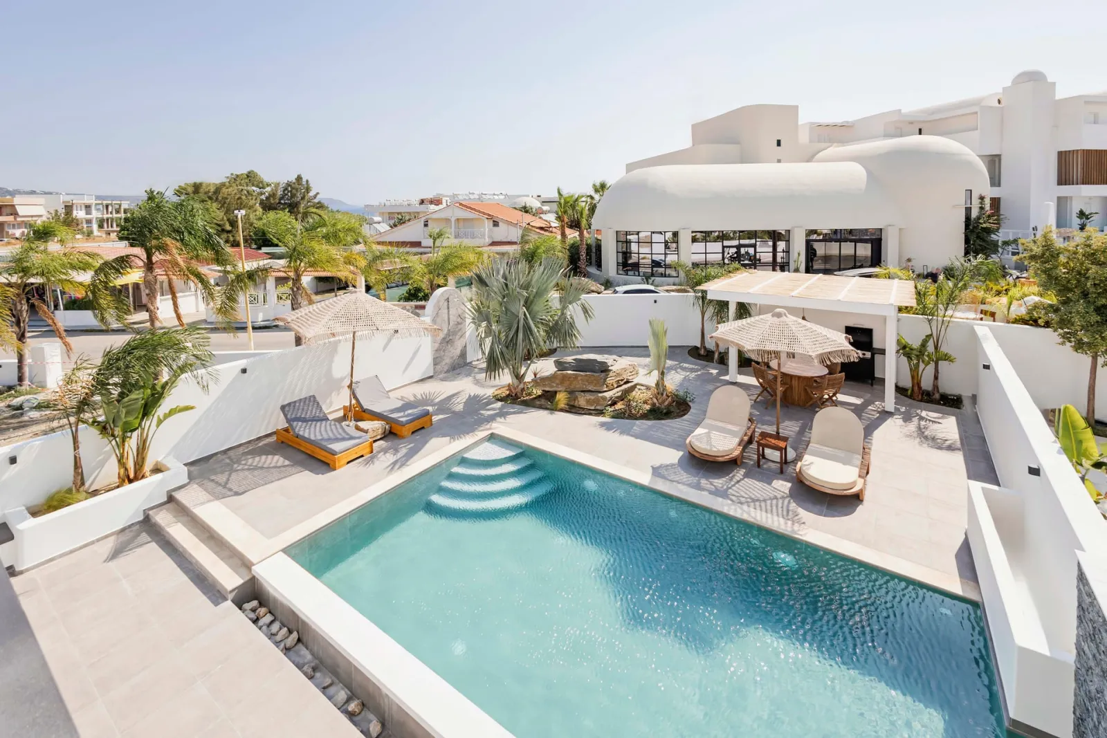 Premium Private Pool Loft Suite 60m²
