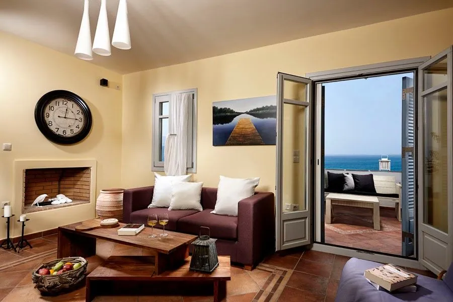 Villa 'Azure'  with Private Pool 6 pax