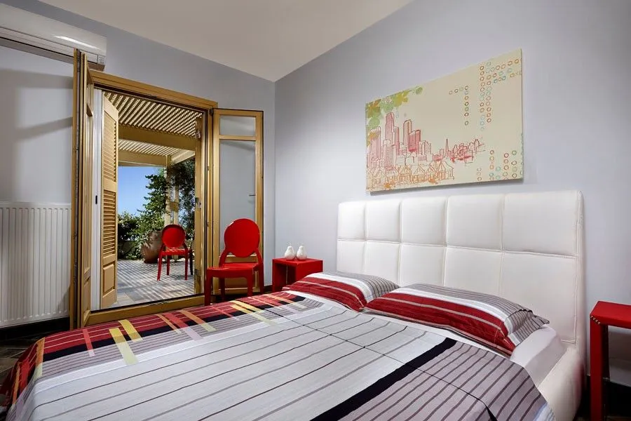 Villa 'Yellow'  with Private Pool 8 pax