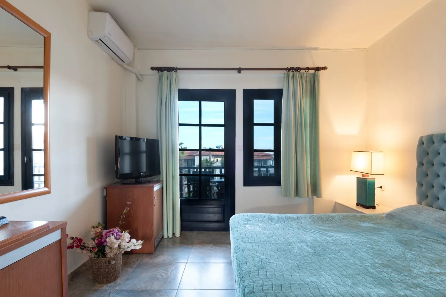 Double Garden View Renovated