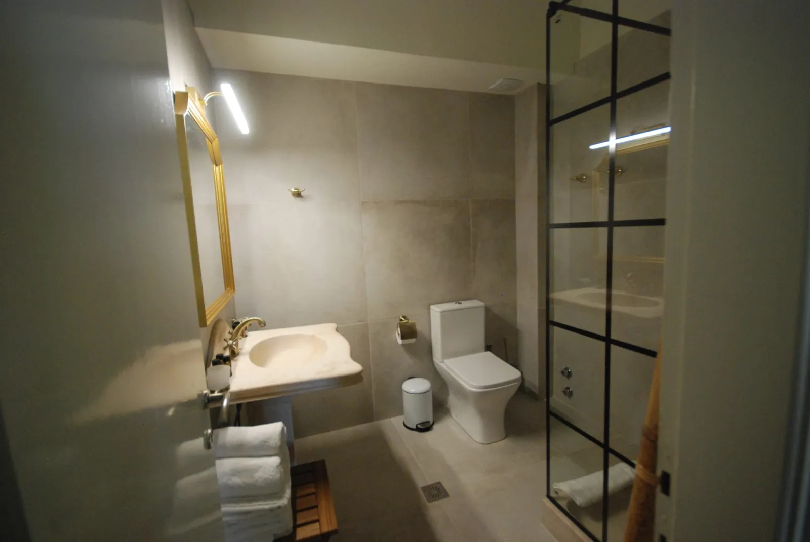 Double Deluxe Sea View Upper Floor