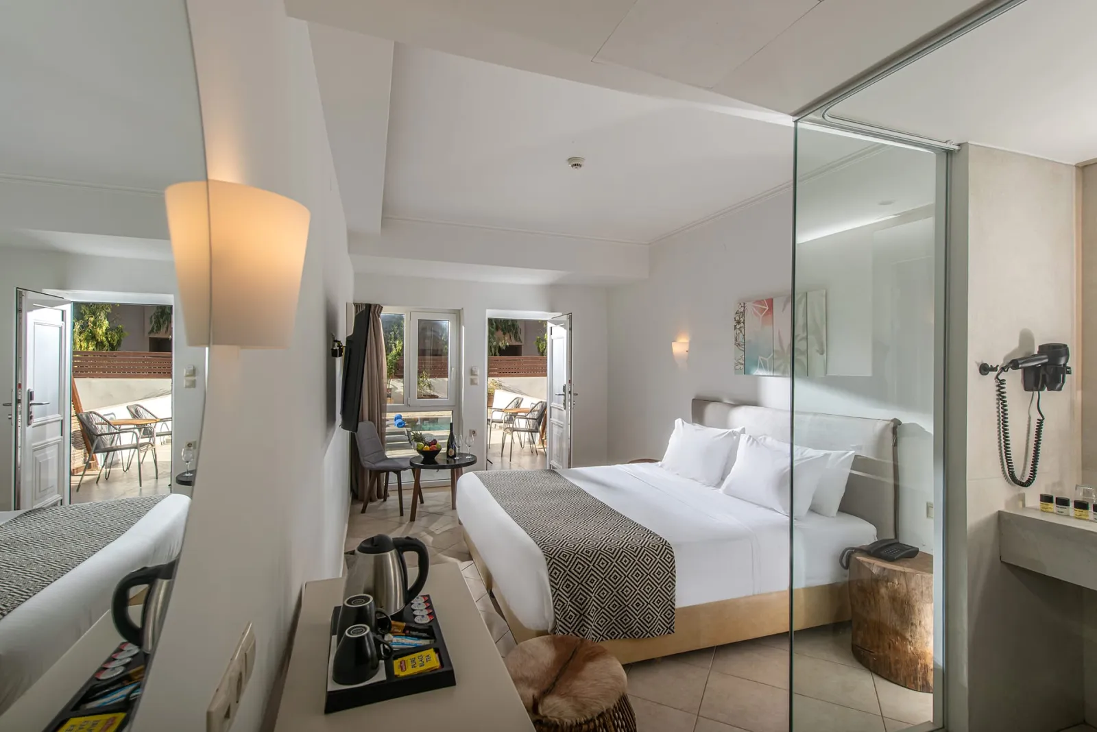 Standard Double Room with Individual Pool