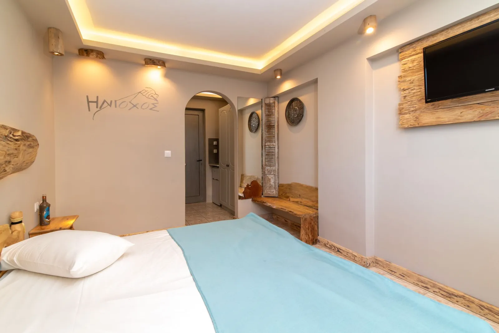 Superior ''Art'' Room Pool View
