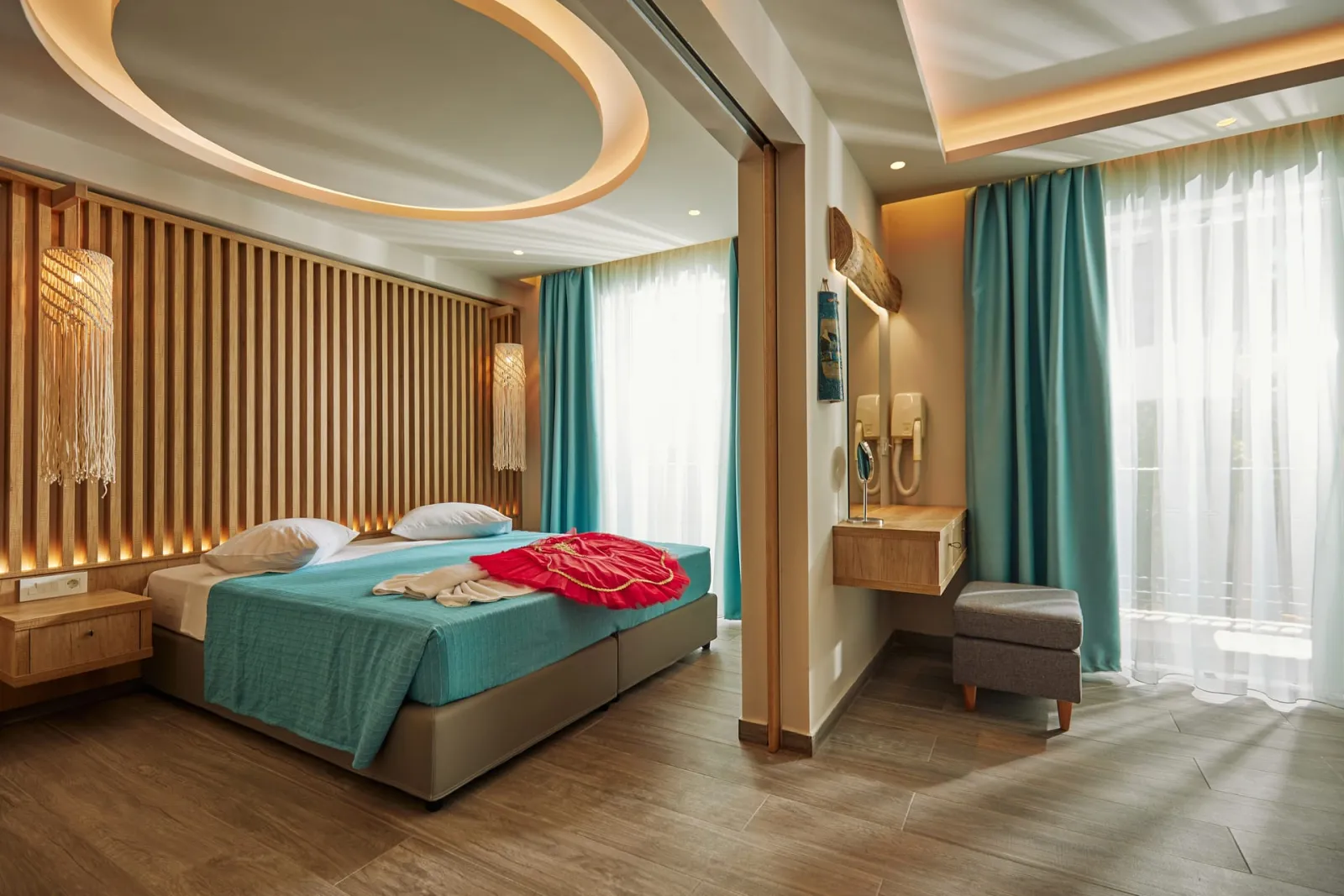 Luxury Suite
