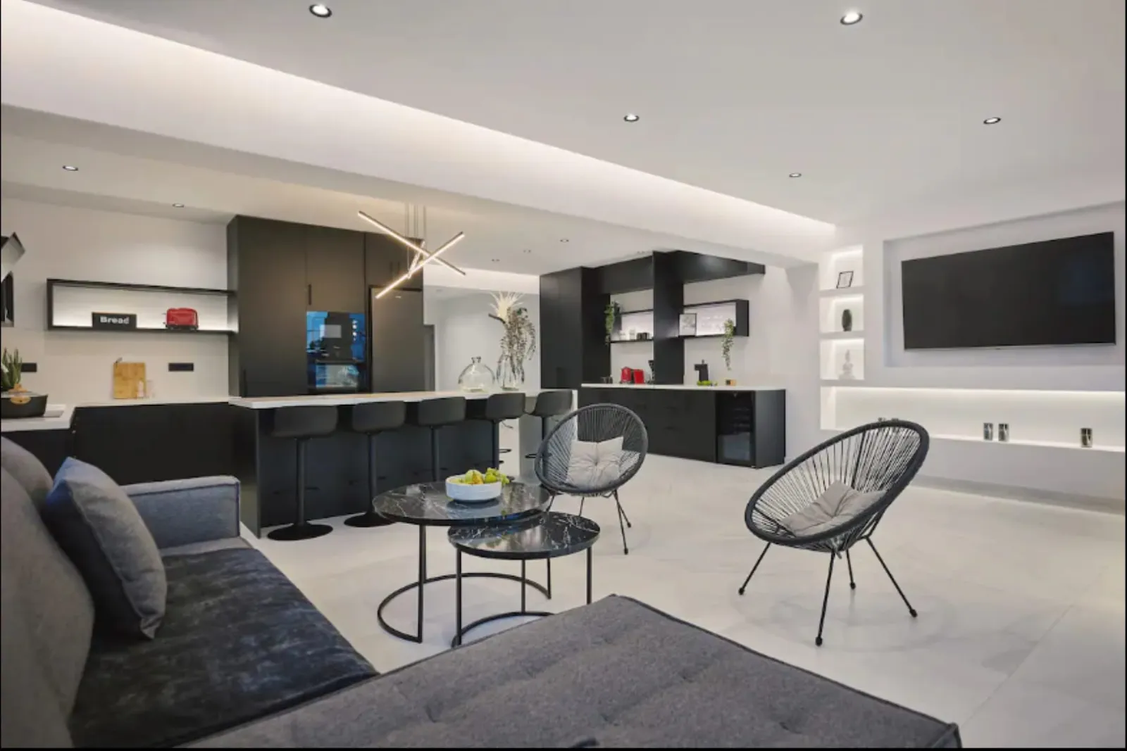 Sol King Suite