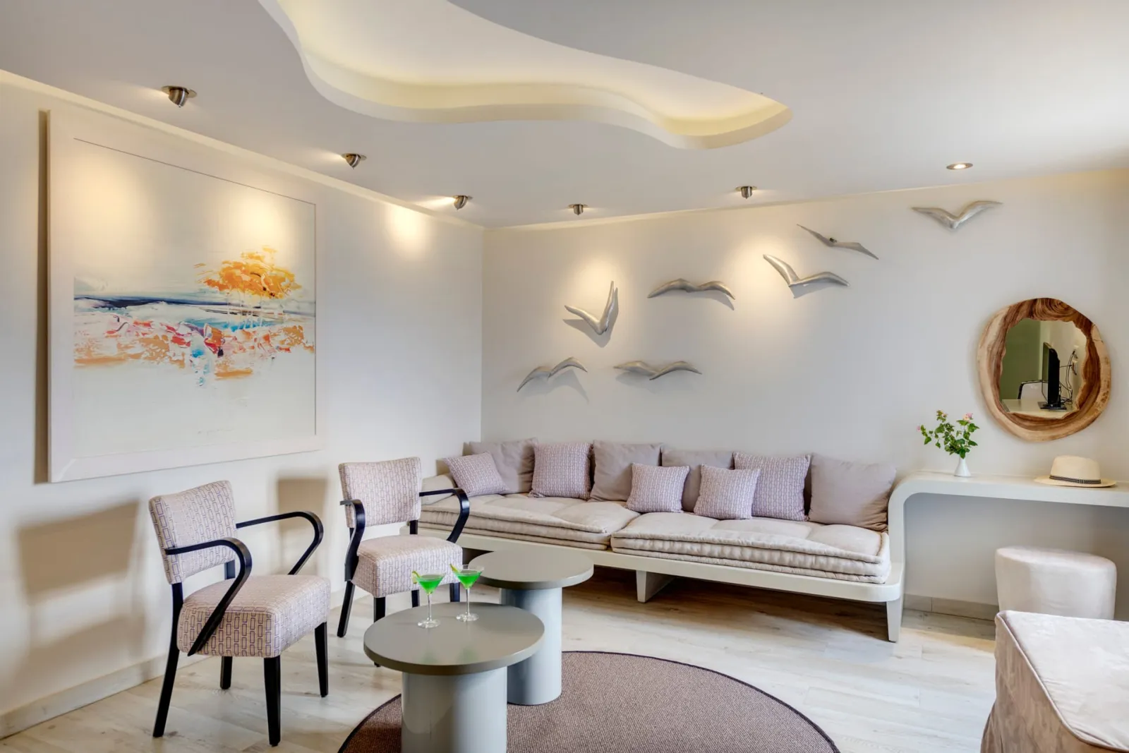 Elegant Suite