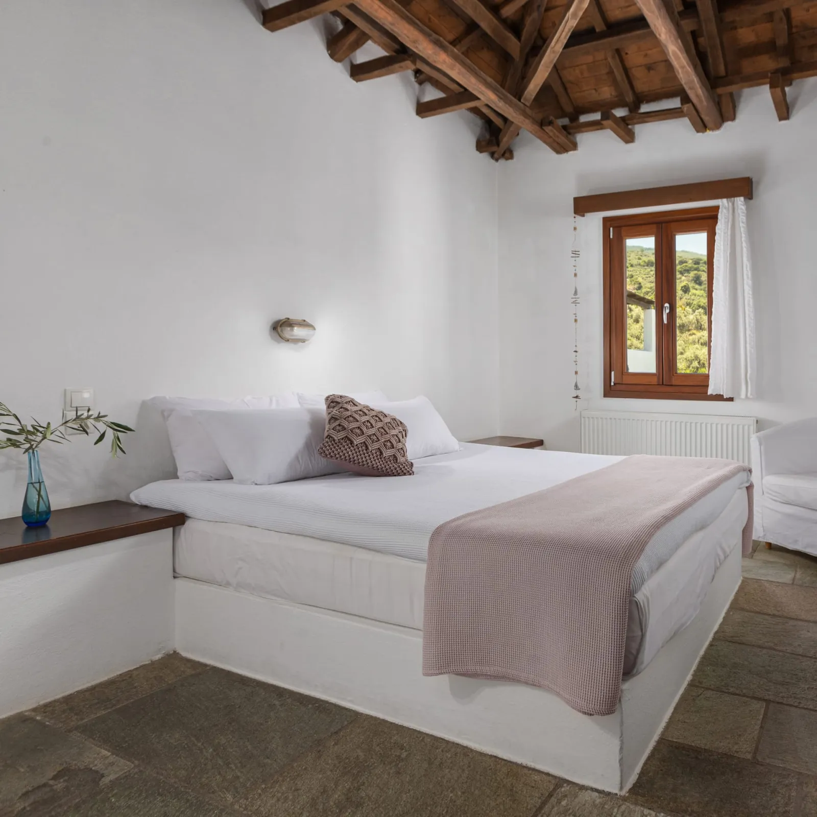 Upper Floor Suite 48 sq.m