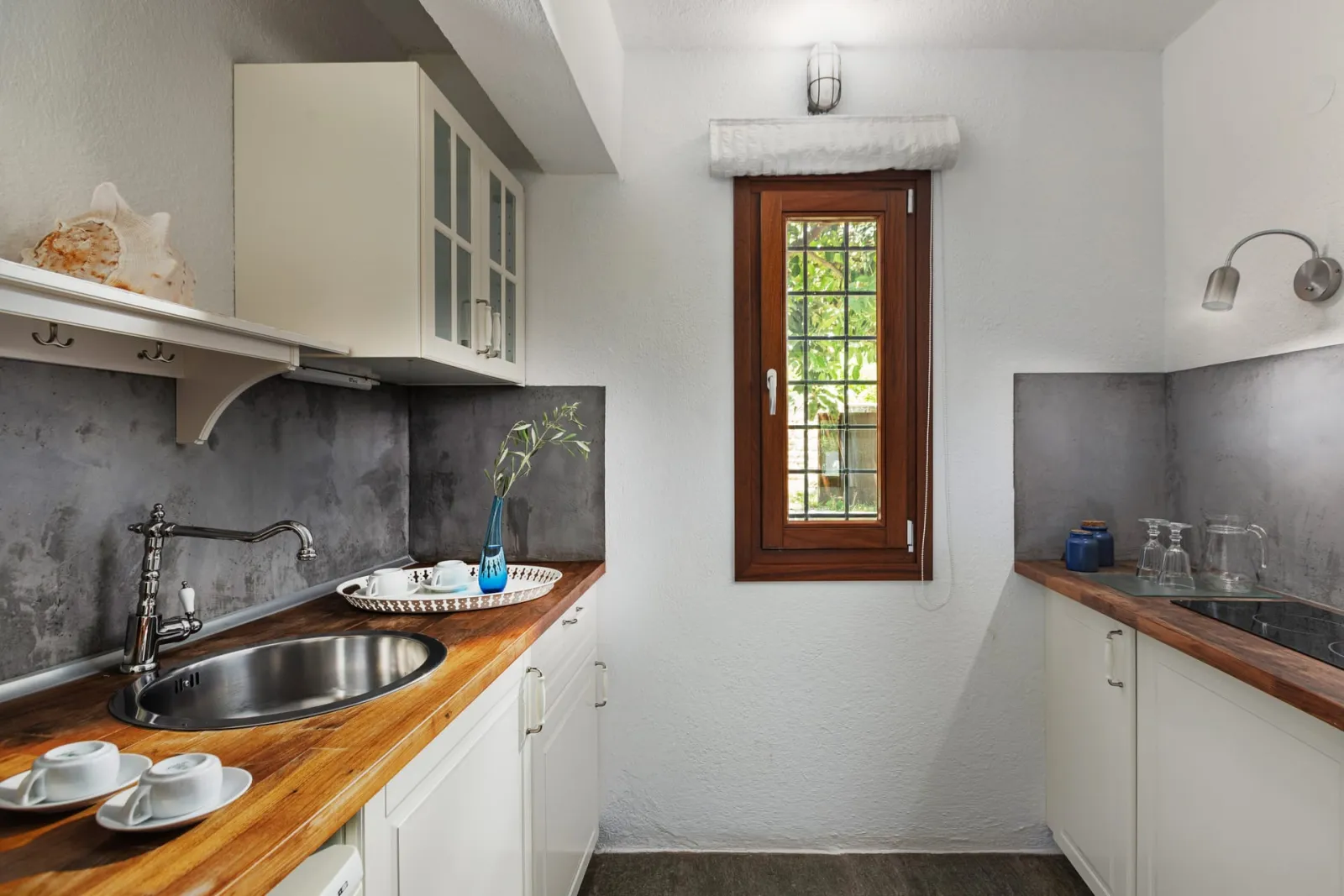Ground Floor Suite  (55 sq.m)