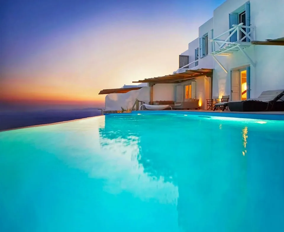 6 Bedroom | Azalea Villa | Kastro